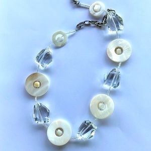 Glass and mother of pearl retro style necklace